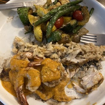 Rutabaga Cafe - Snapper (topped with shrimp )with artichoke and spinach risotto with vegetable medley. - American Near Me - Chattahoochee, Florida