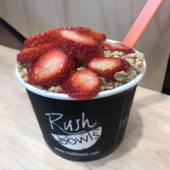 Rush Bowls - Beach bowl with strawberry topping - Acai Bowls Near Me - Berkeley, California Rush Bowls - Beach bowl with strawberry topping - Acai Bowls Near Me - Berkeley, California