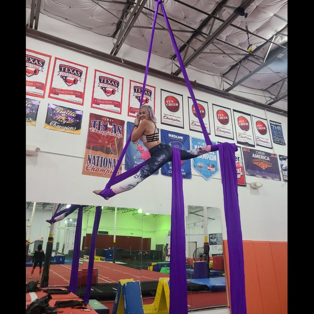 VERTICAL FITNESS DALLAS Updated May 2024 10 Photos & 26 Reviews