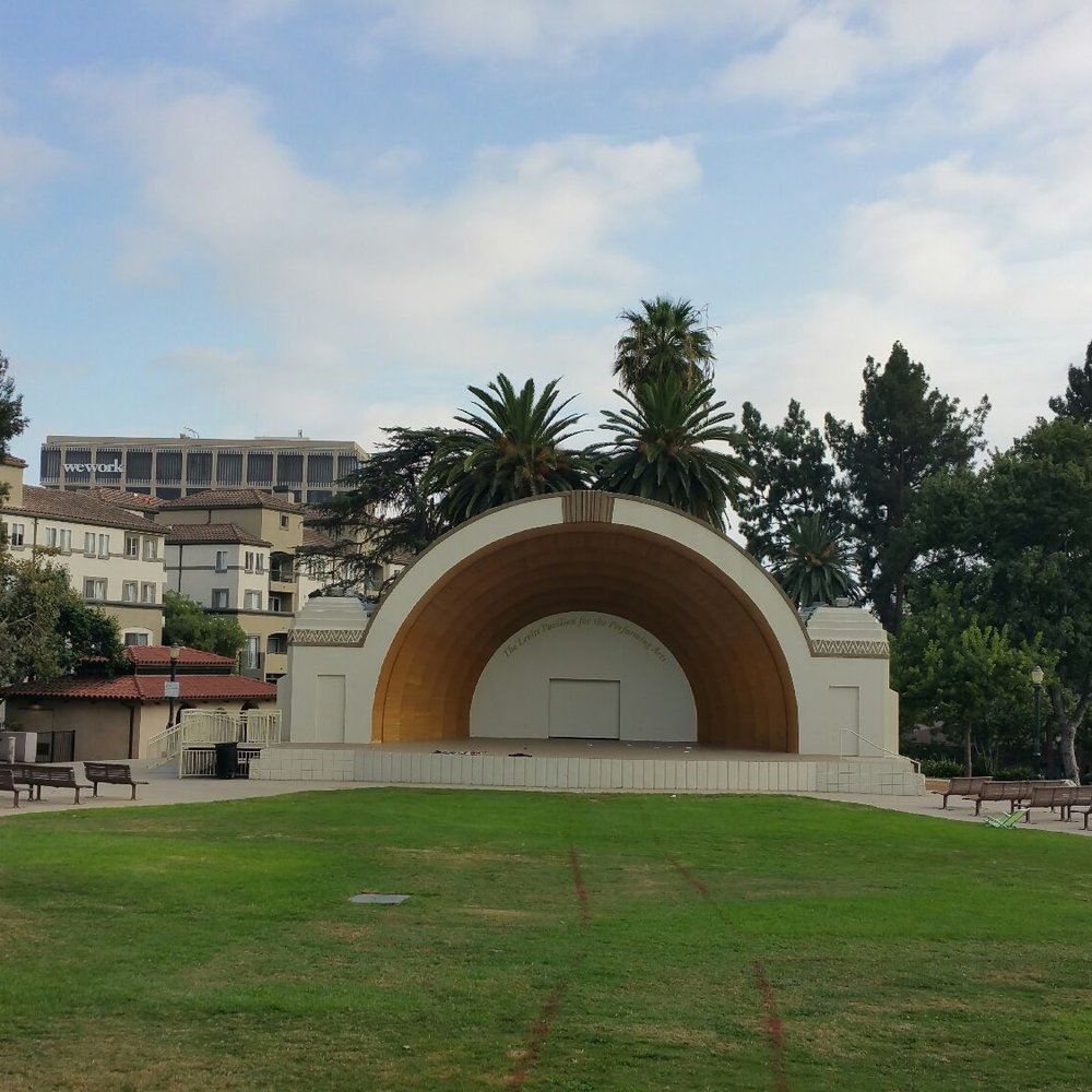 Memorial Park - Amphitheatre and quad. - Parks Near Me - Pasadena, California Memorial Park - Amphitheatre and quad. - Parks Near Me - Pasadena, California