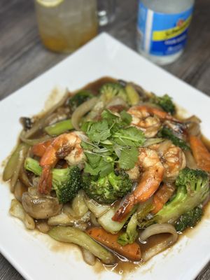 Pho Leo & Grill by null