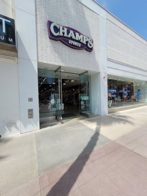 Champs Sports by null