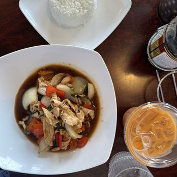Chow Thai - R1. Pad Horapa chicken - Thai Near Me - Charleston, West Virginia Chow Thai - R1. Pad Horapa chicken - Thai Near Me - Charleston, West Virginia