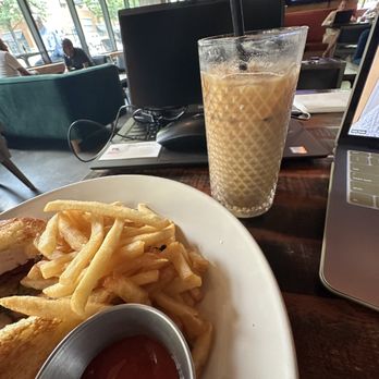 Kaldi’s Social House - Breakfast & Brunch Near Me - Arlington, Virginia