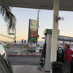 Valero Gas - Norco