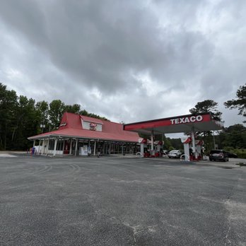 Tesla Supercharger - Summerton, SC, Tesla Supercharger - EV Charging Stations Near Me - Summerton, South Carolina Tesla Supercharger - Summerton, SC, Tesla Supercharger - EV Charging Stations Near Me - Summerton, South Carolina