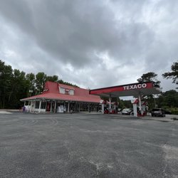 Tesla Supercharger - Summerton, SC, Tesla Supercharger