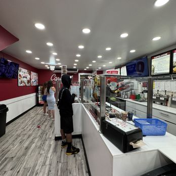 Carvel - Interior of the Shop - Ice Cream & Frozen Yogurt Near Me - New York, New York