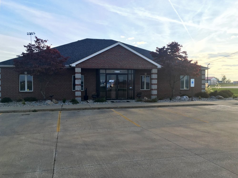 INTERNATIONAL EYECARE CENTER Updated September 2024 20 Photos