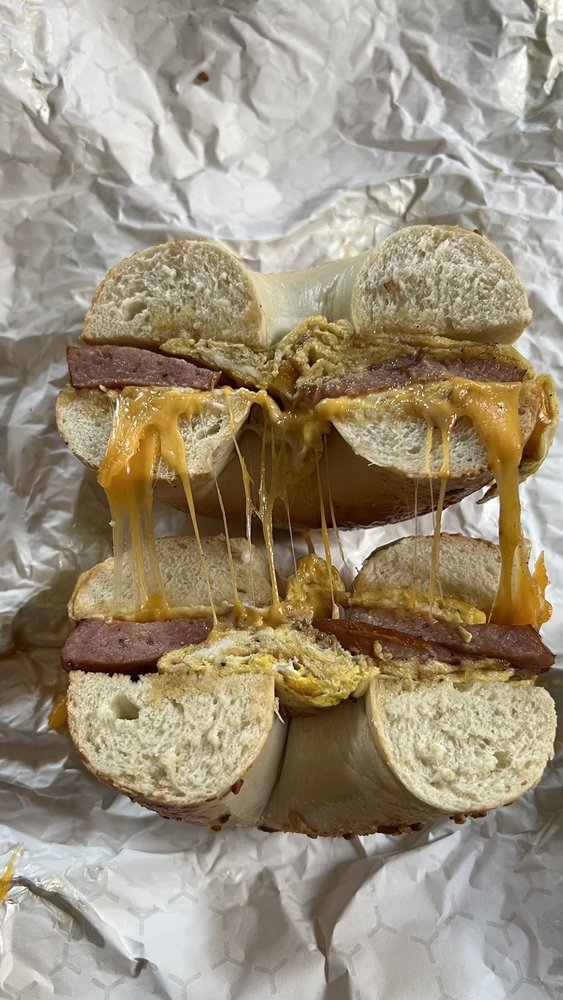 Bagel 'N' Go Logo