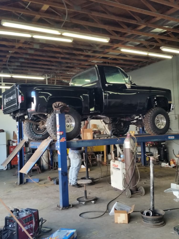 Gila Muffler & Radiator