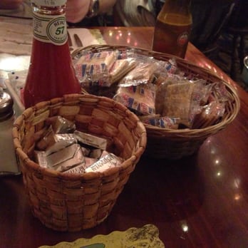 The Fish House - Free crackers were good - Seafood Near Me - Key Largo, Florida The Fish House - Free crackers were good - Seafood Near Me - Key Largo, Florida