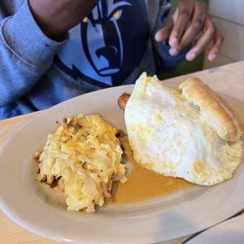 The Toasted Yolk Cafe - Breakfast & Brunch Near Me - Germantown, Tennessee