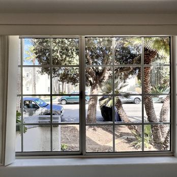 Lemontree Window Cleaning - Window Washing Near Me - Ventura, California