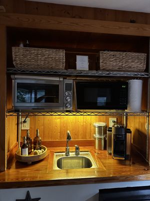 Sinya On Lone Man Creek by null