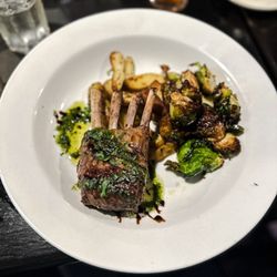 Guytanno's - Lamb Chops Special