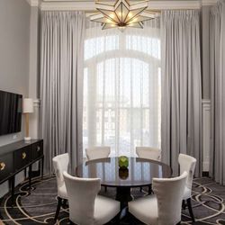 The Virginian Lynchburg, Curio Collection by Hilton - Meeting Room