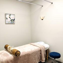 Mend Me Massage Therapy - Acupuncture & Cupping