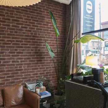 Myocare Registered Massage Therapy - Lobby - Massage Near Me - Toronto, Ontario Myocare Registered Massage Therapy - Lobby - Massage Near Me - Toronto, Ontario