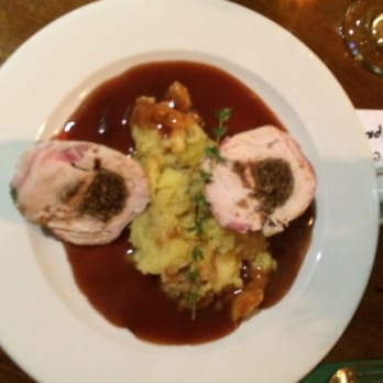 Ryan's Bar - Highland chicken - Pubs Near Me - Edinburgh, EDH