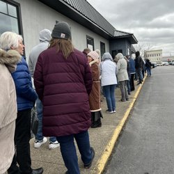Schmidt Bakery - This long line wrapped around the building
