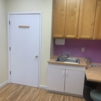 C & C Medical Associates - Patient room no. 2 - Pediatricians Near Me - Bellevue, Washington