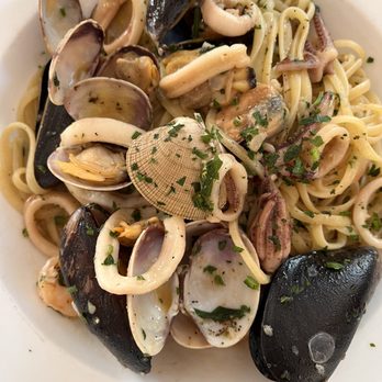 Trattoria Amici - Linguine Ai Frutti Di Mare in white wine - Italian Near Me - Glendale, California Trattoria Amici - Linguine Ai Frutti Di Mare in white wine - Italian Near Me - Glendale, California