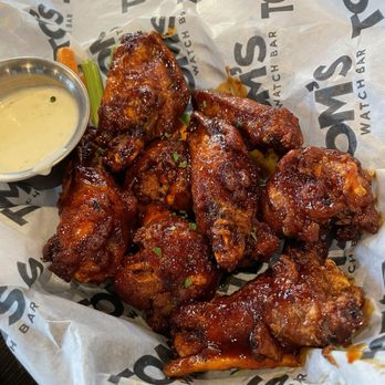 Tom's Watch Bar - Wings - Sports Bars Near Me - Pittsburgh, Pennsylvania
