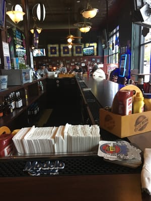 Three Dogs Tavern by null
