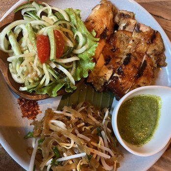 Lao Lao Bar - Laotian Near Me - Toronto, Ontario