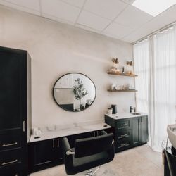 Reed + Willow Salon Studios - Salon suite decorated by the tenant at Reed + Willow Salon Studios in Weldon Spring, MO