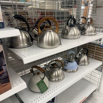 Ross Dress for Less - Kettles - Department Stores Near Me - Casselberry, Florida Ross Dress for Less - Kettles - Department Stores Near Me - Casselberry, Florida