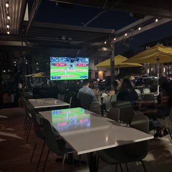 LOCAL Public Eatery Henderson - Great TVs even outdoors - Pubs Near Me - Dallas, Texas LOCAL Public Eatery Henderson - Great TVs even outdoors - Pubs Near Me - Dallas, Texas