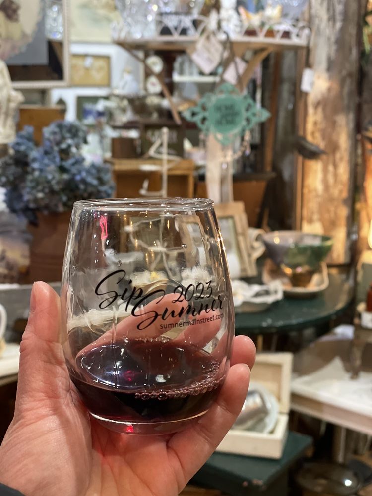 INTA VINTAGE 15 Photos 1109 Main St, Sumner, Washington Antiques