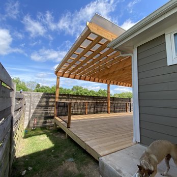 Beaver Builders - Deck (coming out from the house) - Decks & Railing Near Me Beaver Builders - Deck (coming out from the house) - Decks & Railing Near Me