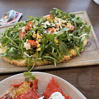 Red Maple - Avocado flat bread - Cafes Near Me - Los Angeles, California Red Maple - Avocado flat bread - Cafes Near Me - Los Angeles, California