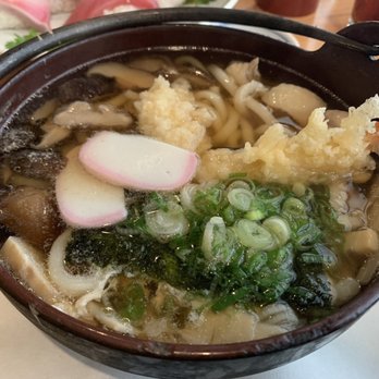 Daruma Restaurant - Nabeyaki Udon - Japanese Near Me - Schaumburg, Illinois