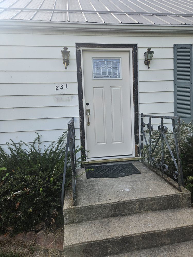 Slide of Larry Ross OldSchool Handyman Service