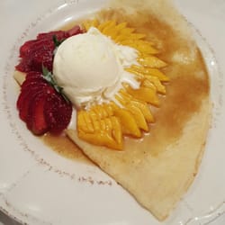 La Creperie - Strawberry Mango crepe