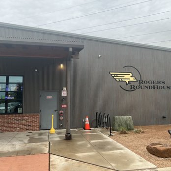 Rogers Roundhouse - Outside - Beer Gardens Near Me - Fort Worth, Texas