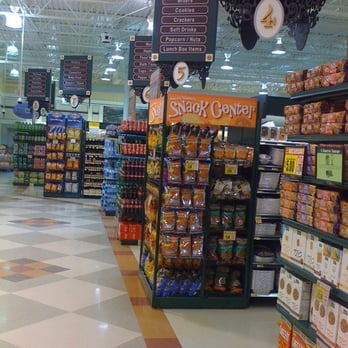Harris Teeter - the inside of a grocery store - Grocery Near Me - Fuquay Varina, North Carolina Harris Teeter - the inside of a grocery store - Grocery Near Me - Fuquay Varina, North Carolina