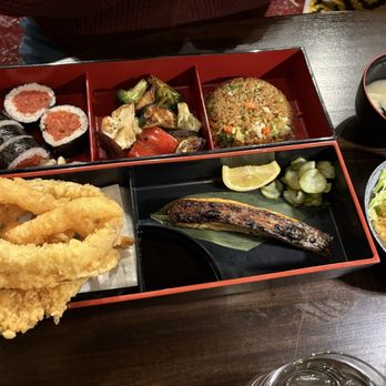 Blufish Sushi Bistro - Schaumburg - Salmon Bento - Japanese Near Me - Schaumburg, Illinois
