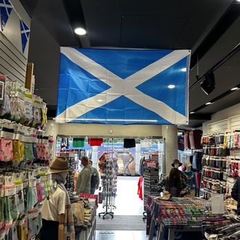 Crest of Edinburgh - Gift Shops Near Me - Edinburgh, EDH
