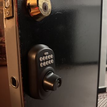 Lavender Locksmith - Keys & Locksmiths Near Me - New York, New York