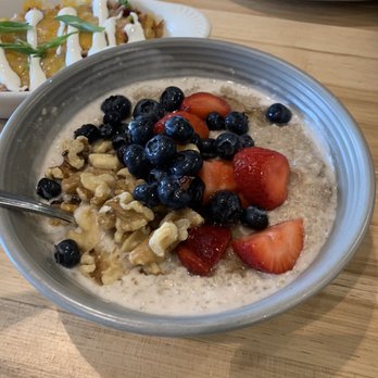 Urban Egg - Belleview - Organic Breakfast Quinoa - Breakfast & Brunch Near Me - Denver, Colorado