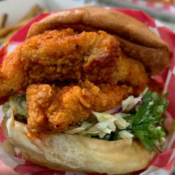 Roaming Rooster - Chicken Shop Near Me - Washington, DC, District of Columbia Roaming Rooster - Chicken Shop Near Me - Washington, DC, District of Columbia