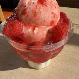Ice cream not from Pete's! Ice cream not from Pete's!