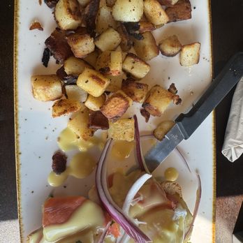 First Watch - Salmon eggs Benedict - Breakfast & Brunch Near Me - Chantilly, Virginia