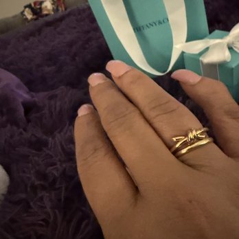Tiffany & Co - Jewelry Near Me - Plano, Texas