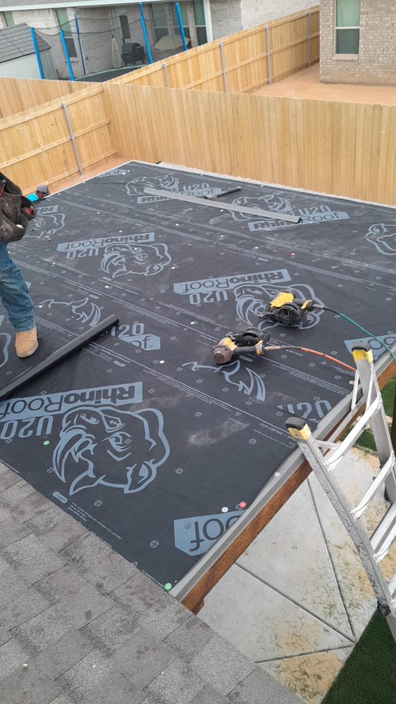 Slide of Kiwii Roofing Untimated